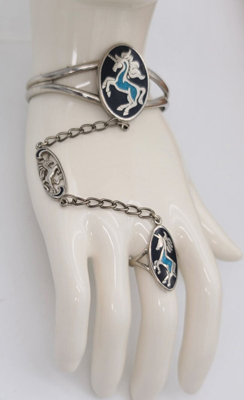 Inlaid Turquoise & Onyx Unicorn Cuff Slave Bracelet with Chain & Matching Ring
